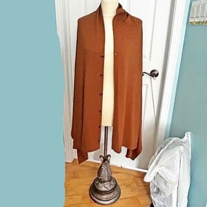 SWEATER CAPE, JERSEY KNIT, MEDIUM BROWN, ONE SIZE PLUS, BUTTON FRONT, JOAN RIVER